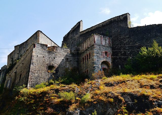 Nordseite des Forte di Exilles