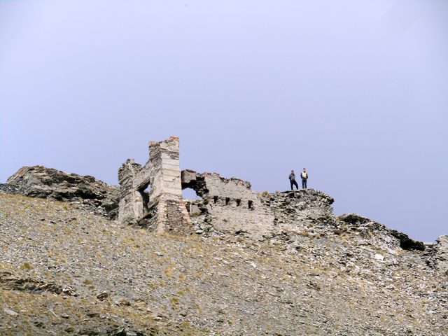 Forte Jafferau auf dem Gipfelgrat