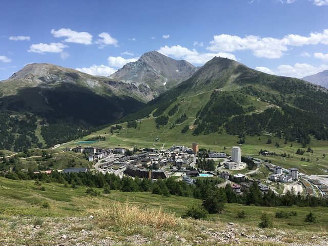 Sestriere mit den markanten Turmhotels